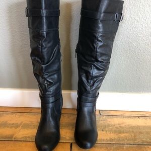 Rampage Black Boots (Size 8.5)